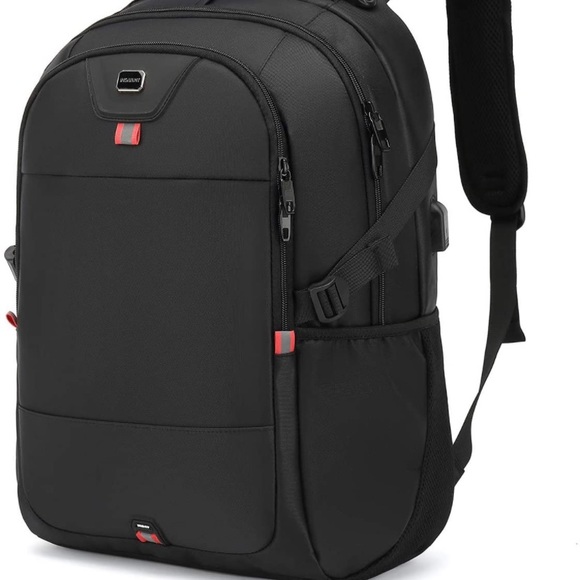 Insavant Other - NWT USB Black backpack laptop and more